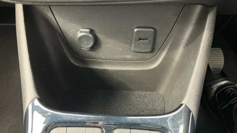 Vauxhall Crossland 1.2 SE 5dr Petrol Hatchback